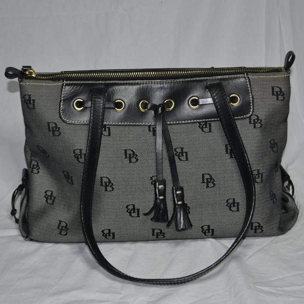 Dooney & Bourke shoulder Bag